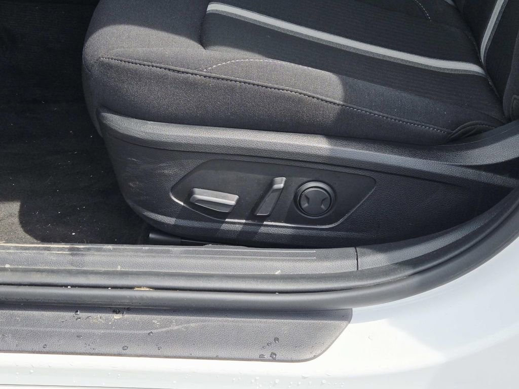 Used 2023 Hyundai Sonata SEL FWD image 33