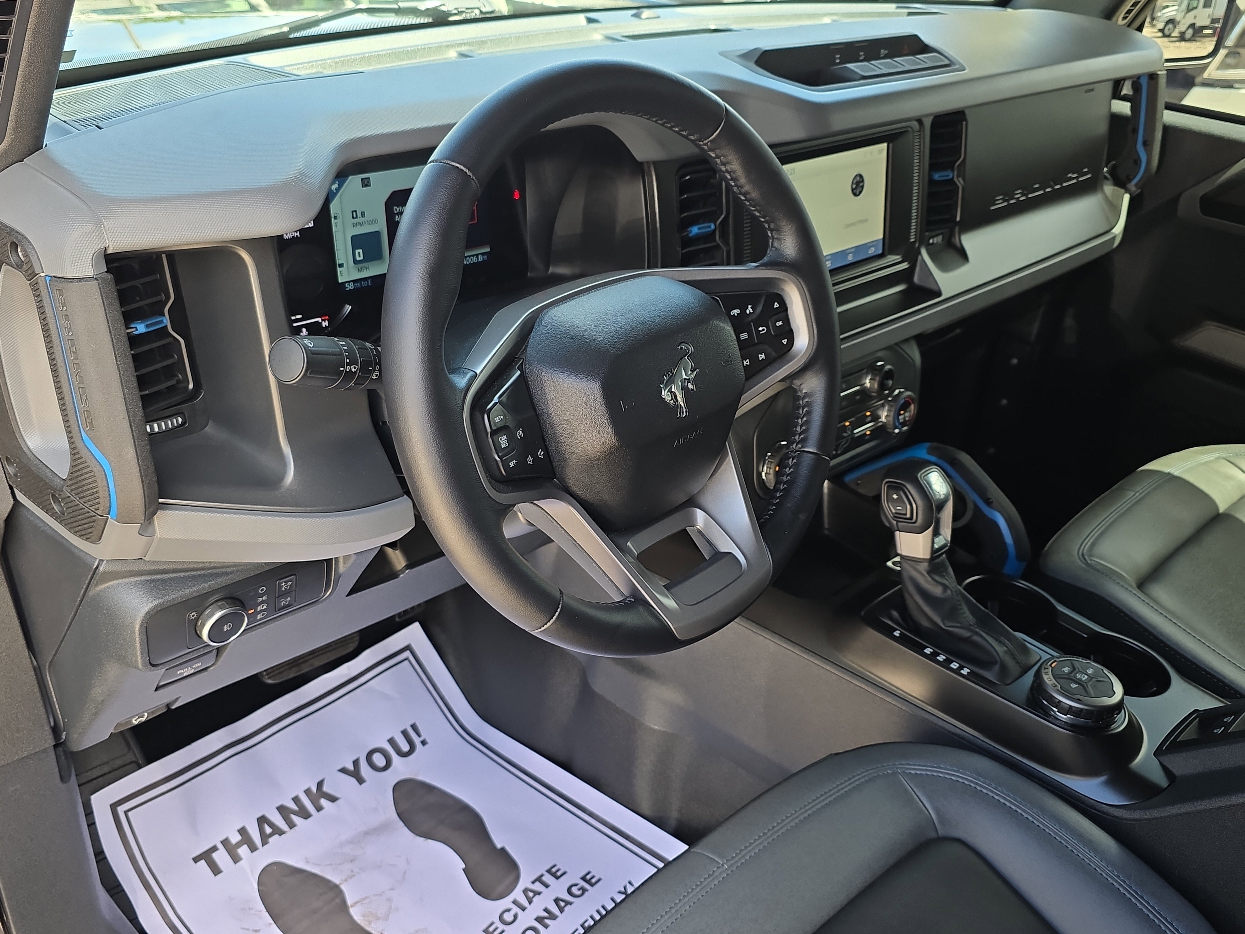 Used 2022 Ford Bronco Black Diamond image 24