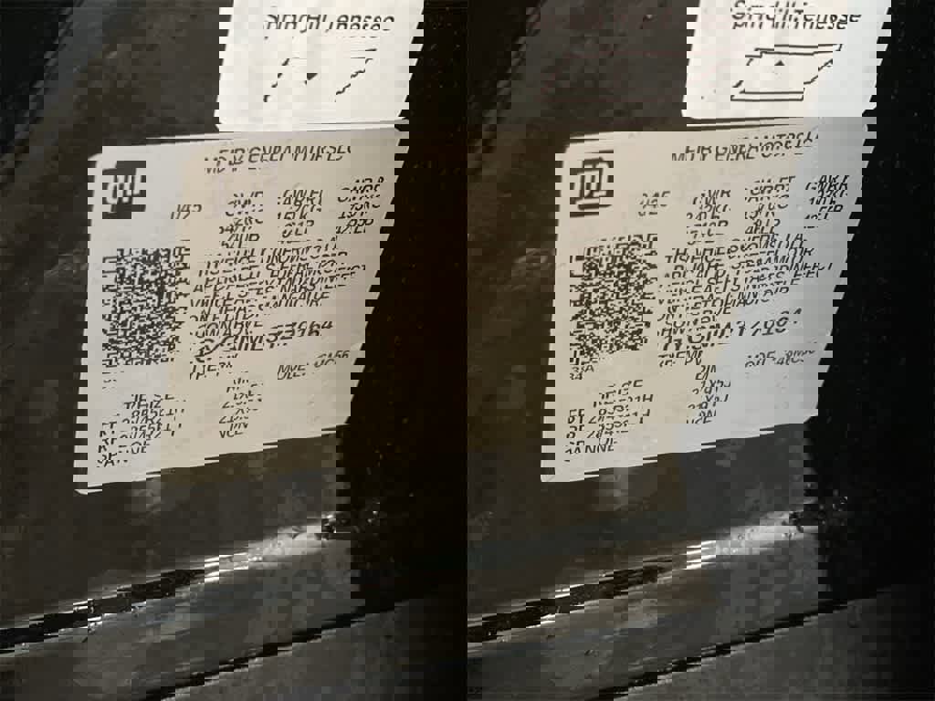 Certified 2026 Cadillac Vistiq Sport image 29