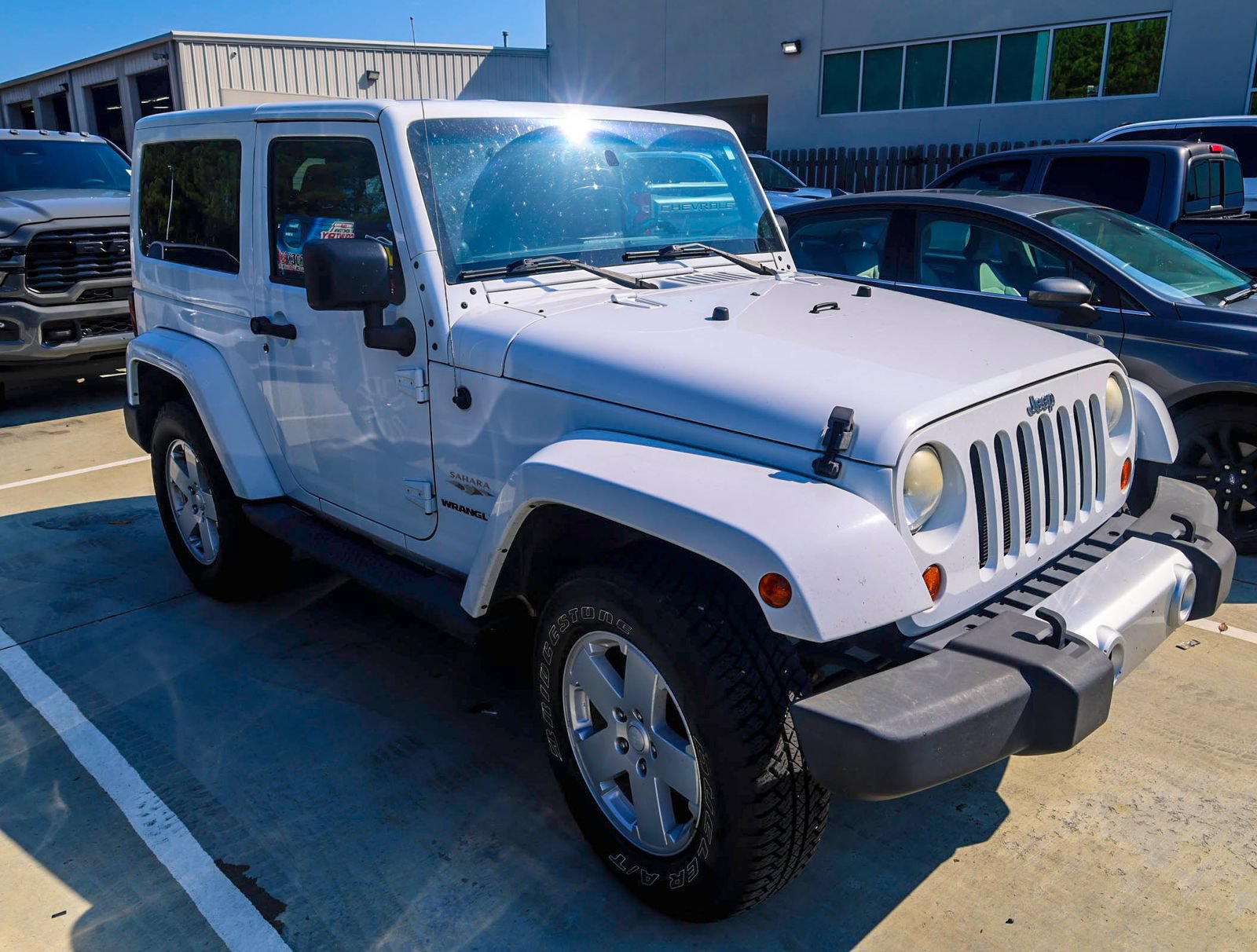 Used 2011 Jeep Wrangler Sahara w/ Dual Top Group AWD/4WD image 2