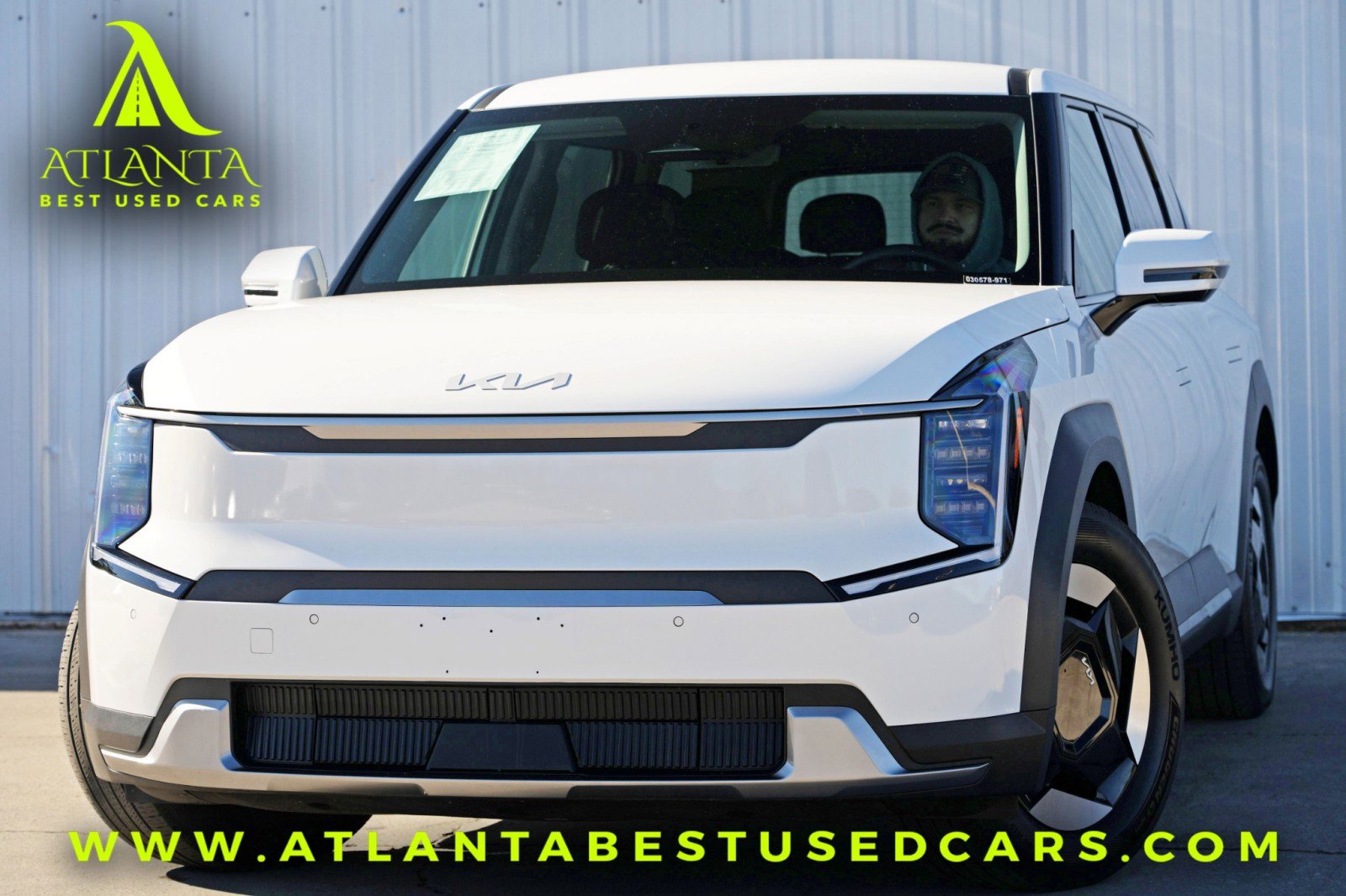 Used 2024 Kia EV9 Light Long Range image 1