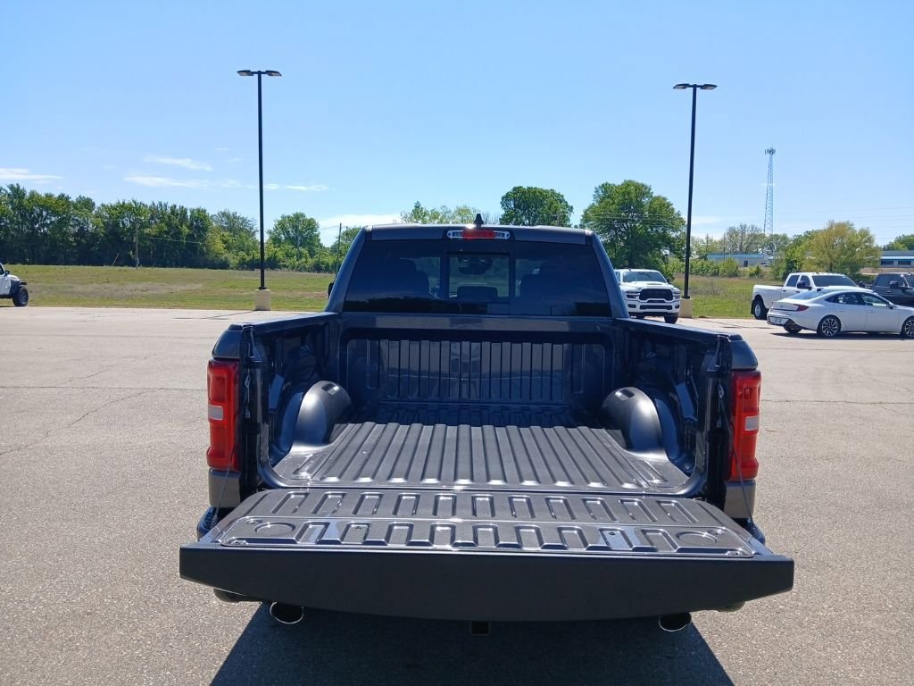 New 2026 RAM 1500 Laramie w/ Laramie Southwest Edition AWD/4WD image 12