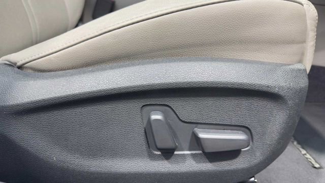 Used 2015 Hyundai Sonata Limited w/ Option Group 05 image 13