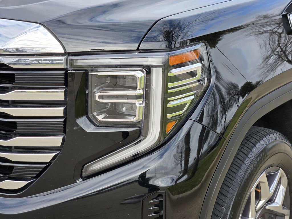 Used 2023 GMC Sierra 1500 SLT w/ SLT Premium Package image 8