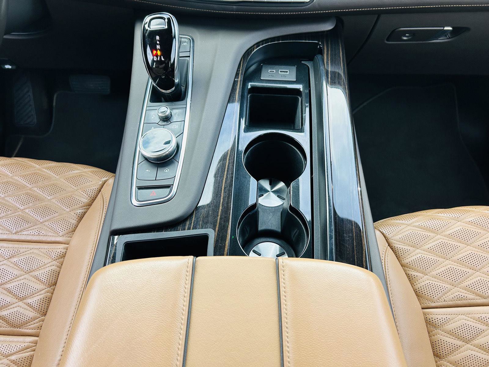 Used 2022 Cadillac Escalade Sport w/ Touring Package AWD/4WD image 31