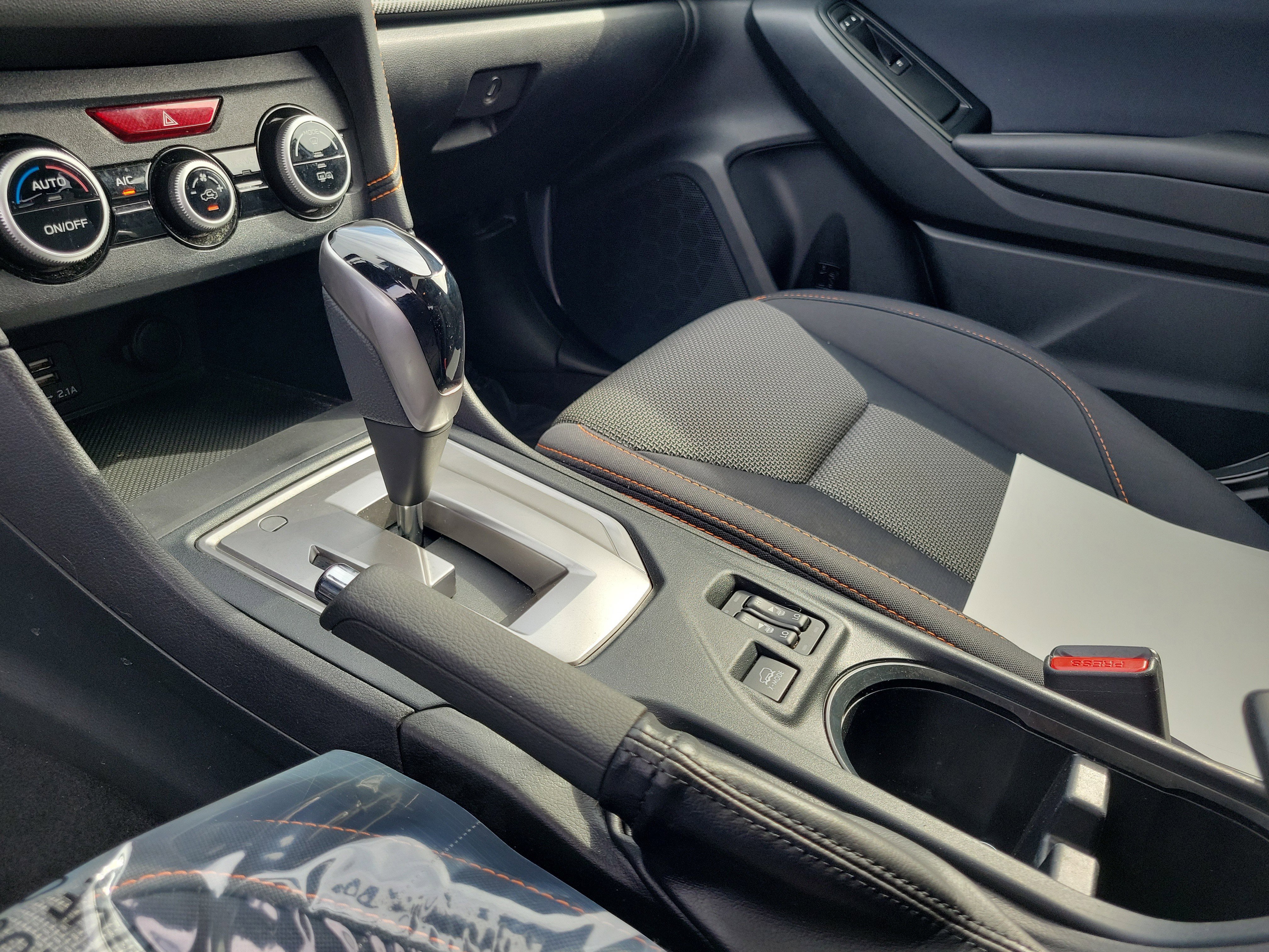 Used 2021 Subaru Crosstrek 2.0i Premium w/ Moonroof Package image 29