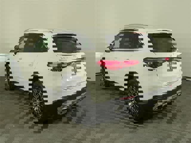 Certified 2026 Mercedes-Benz GLC 300 4MATIC image 3