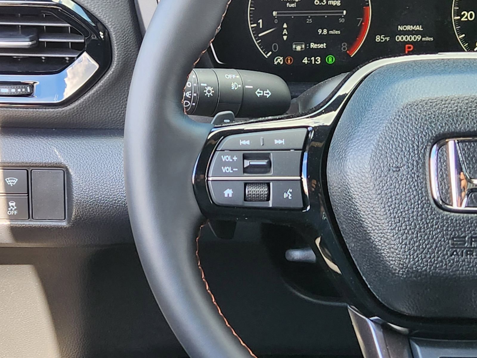 New 2025 Honda Pilot TrailSport image 24