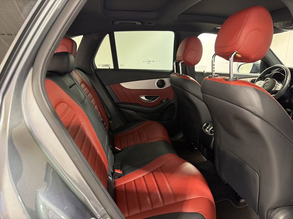 Used 2022 Mercedes-Benz GLC 300 4MATIC image 28