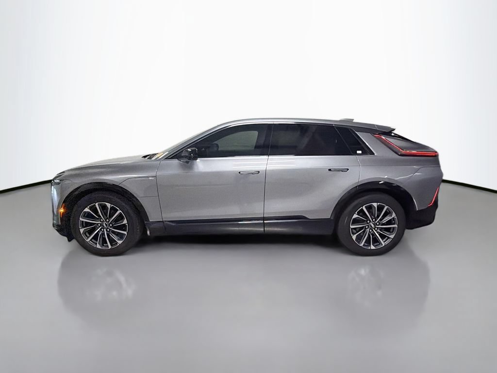 Used 2024 Cadillac Lyriq Sport RWD video 2