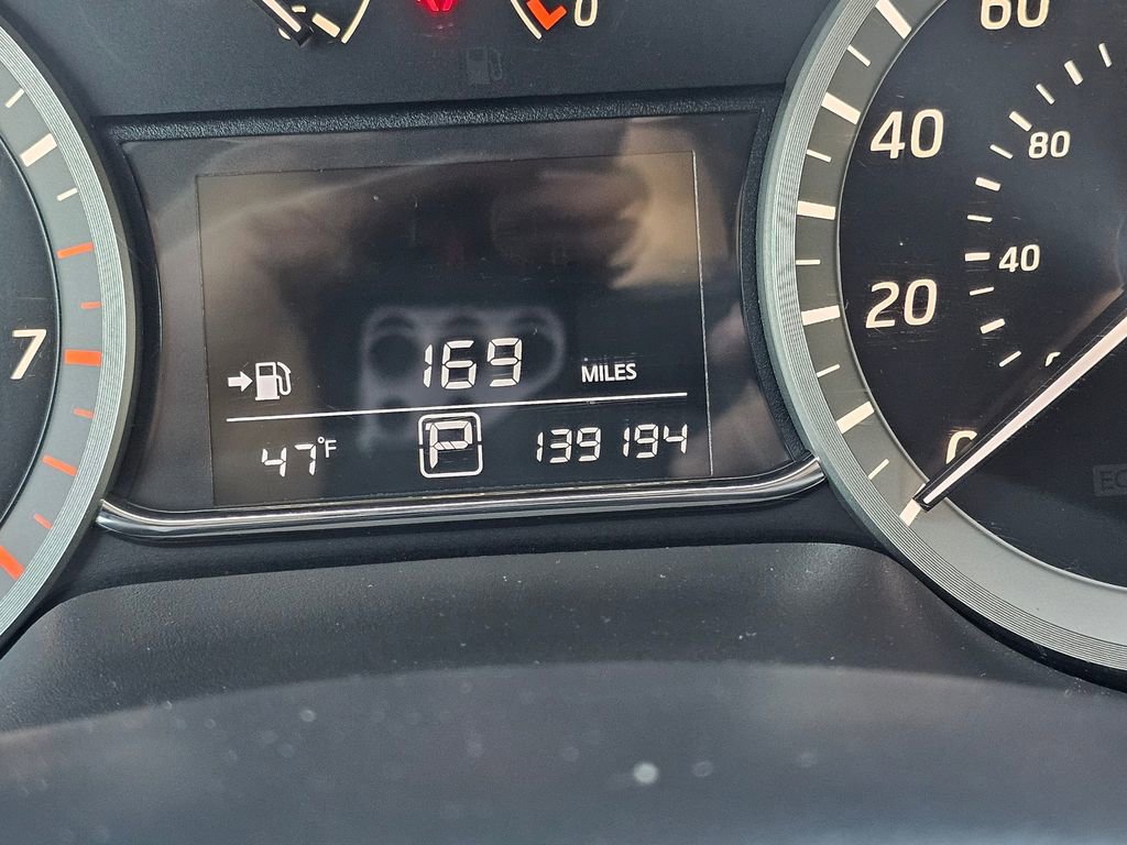 Used 2015 Nissan Sentra SV w/ Navigation Package image 19