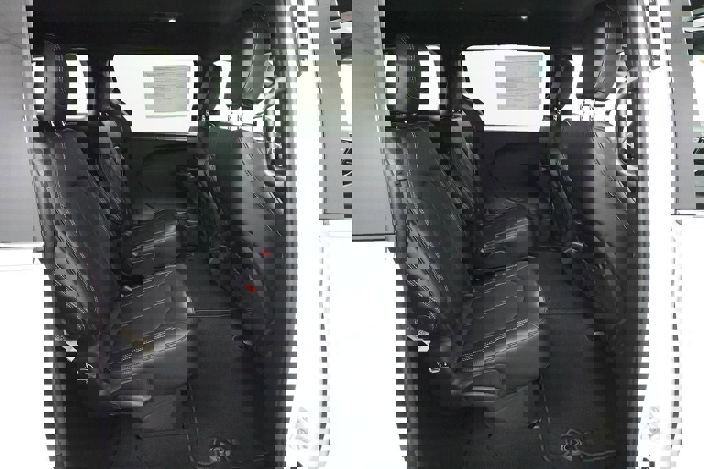 New 2026 Chrysler Voyager LX image 15