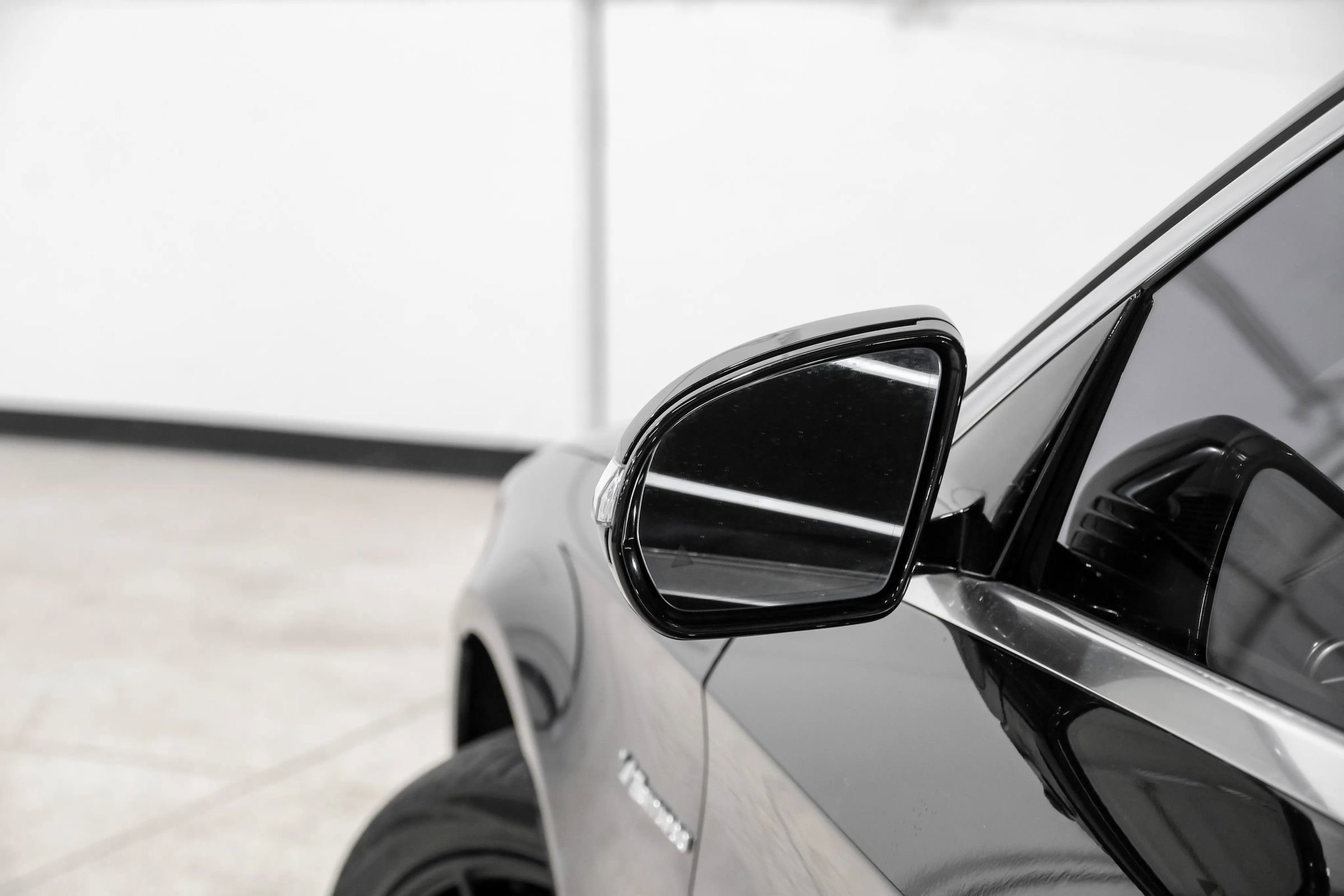 Used 2015 Mercedes-Benz S 63 AMG 4MATIC Sedan image 45