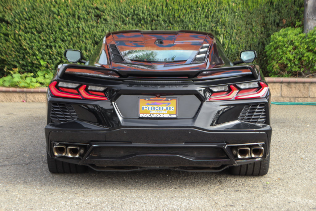 Used 2022 Chevrolet Corvette Stingray Premium Cpe w/ Z51 Performance Package RWD image 7