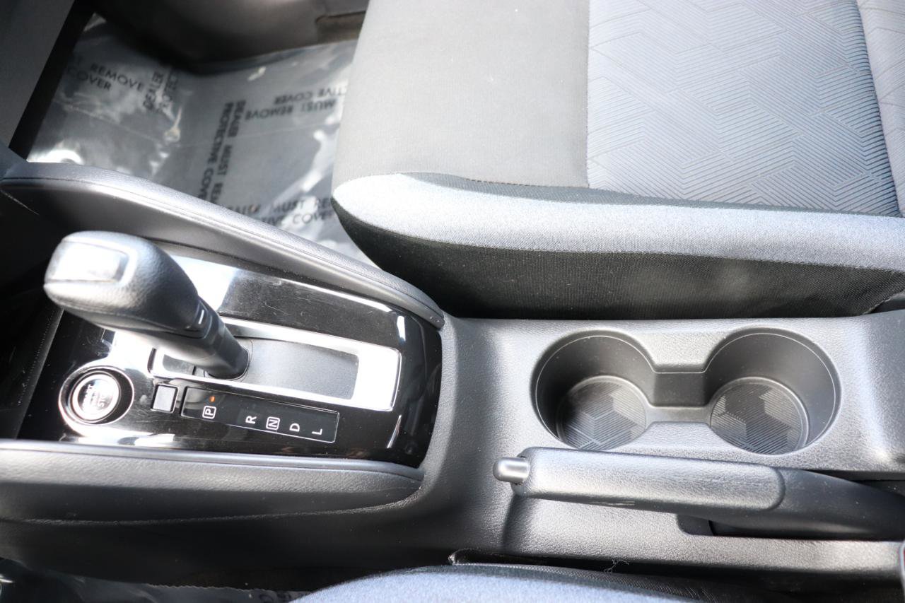 Used 2025 Nissan Versa SV FWD image 33