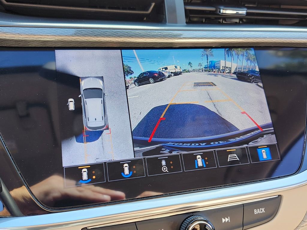 Used 2020 Buick Encore GX Select w/ Advanced Technology Package image 25