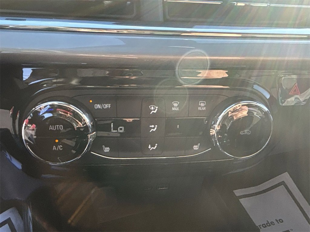 New 2026 Chevrolet Trax LT w/ Sunroof Package image 24