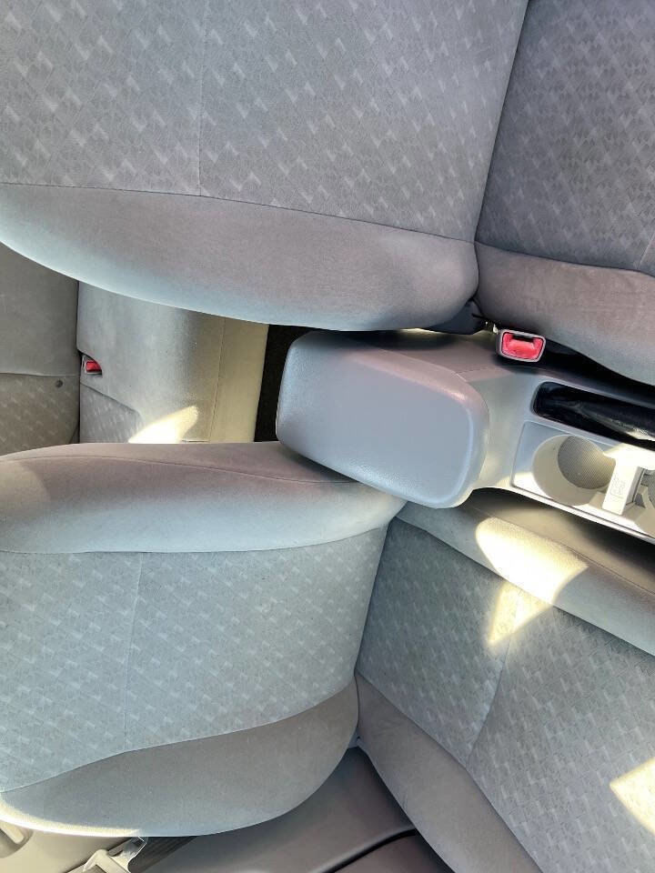 Used 2010 Toyota Corolla image 4