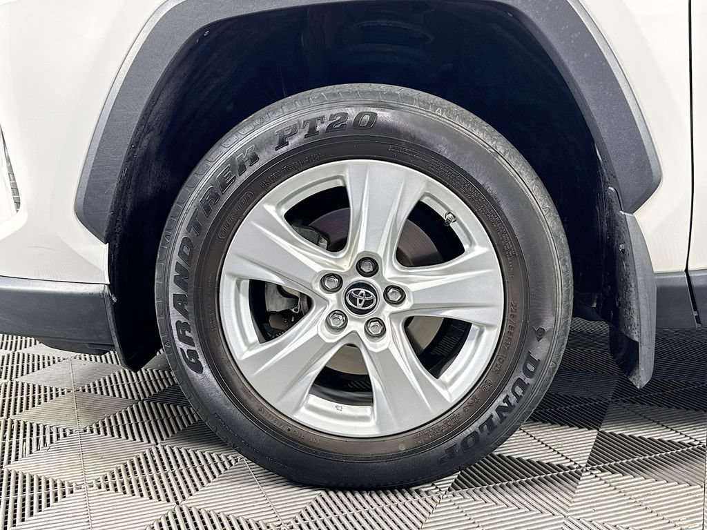 Used 2019 Toyota RAV4 XLE w/ All Weather Liner Package AWD/4WD image 29