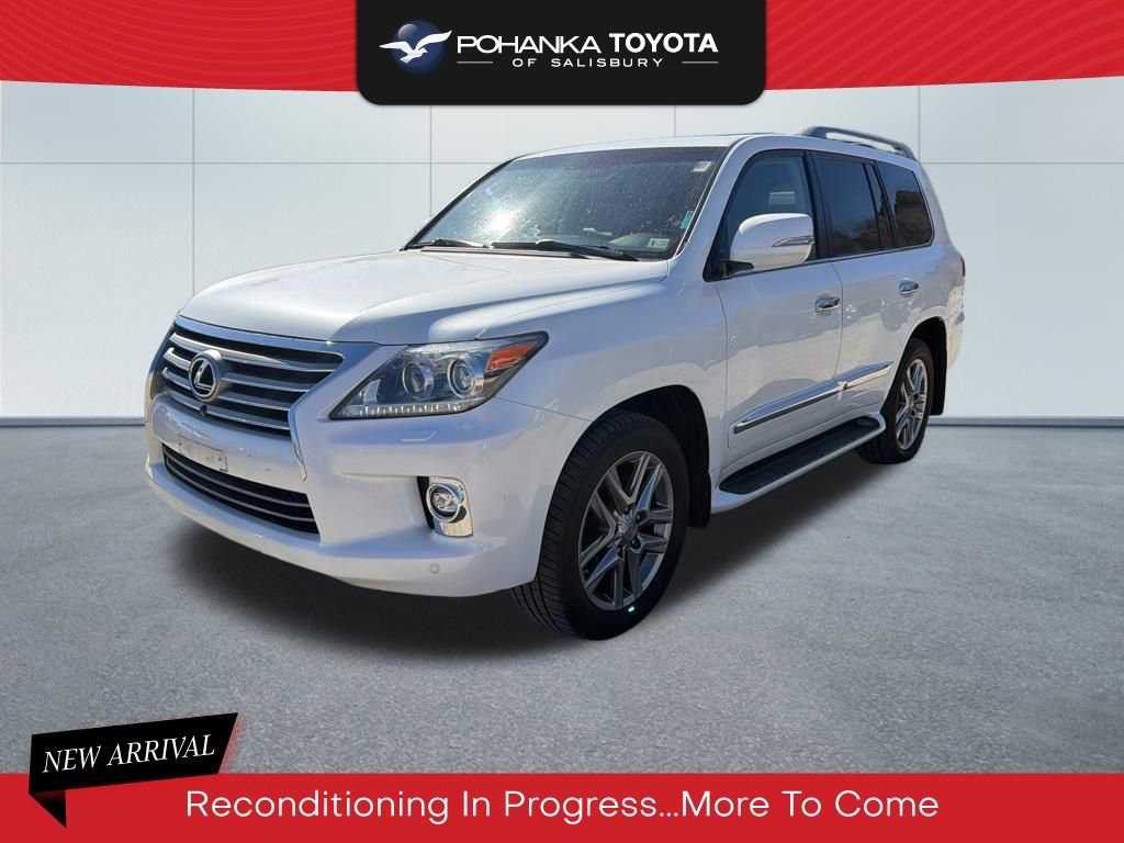 Used 2015 Lexus LX 570 4WD w/ Luxury Package image 1