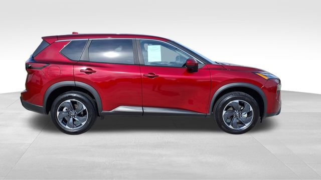 Used 2025 Nissan Rogue SV AWD/4WD image 10