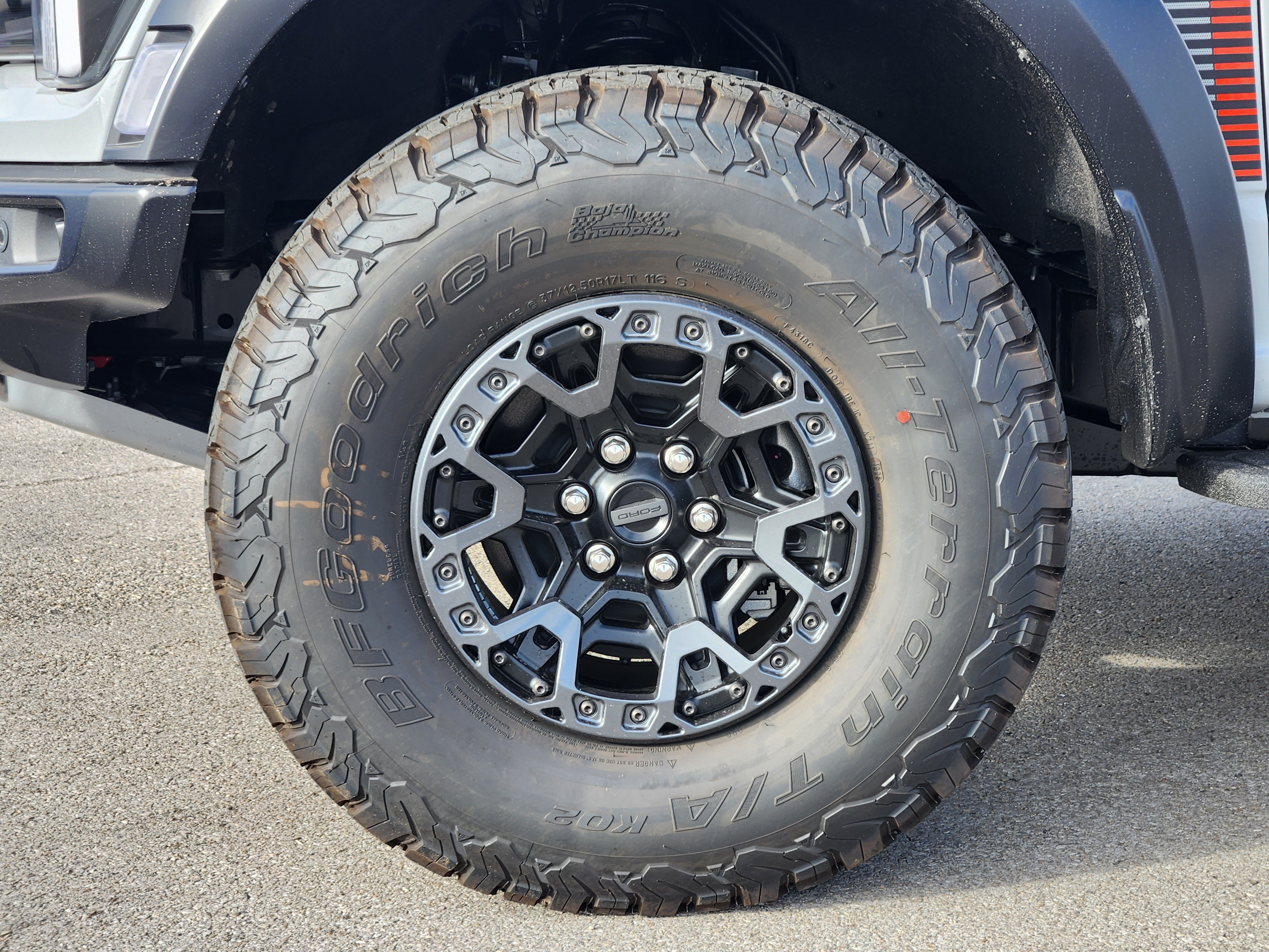 New 2026 Ford F150 Raptor w/ Equipment Group 803A Raptor R AWD/4WD image 8
