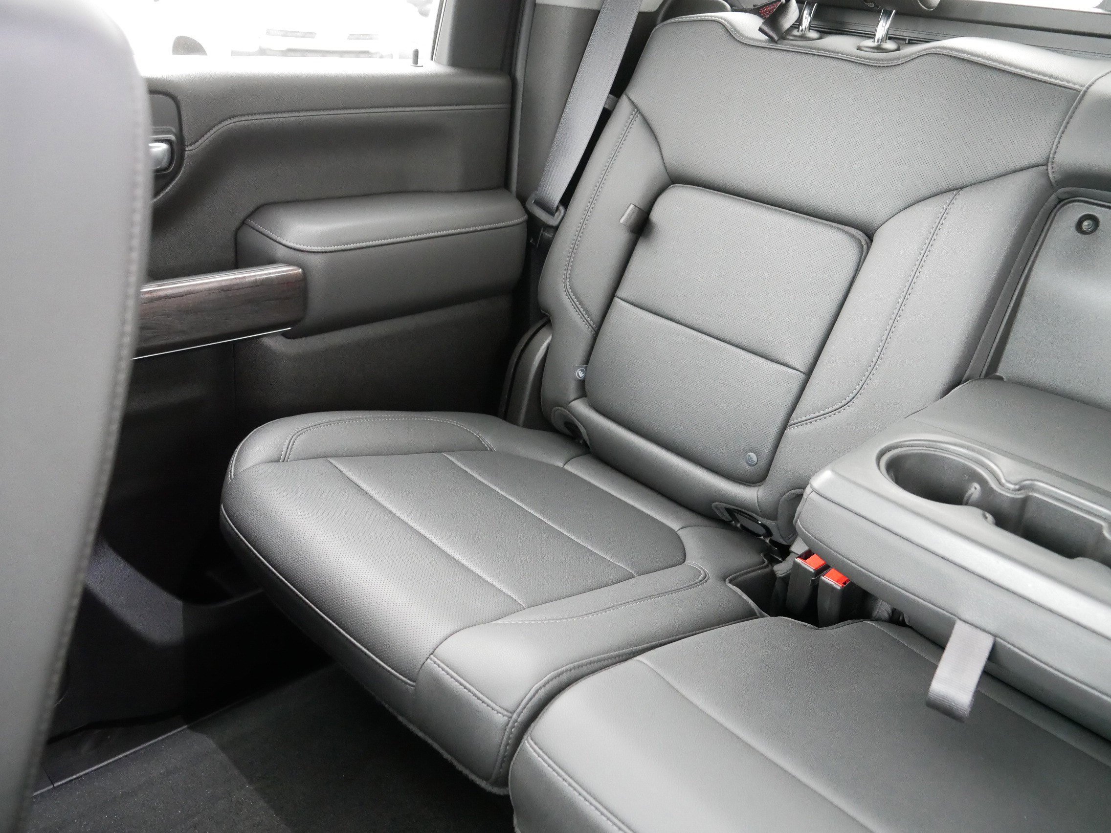 Used 2021 Chevrolet Silverado 2500 LTZ w/ LTZ Premium Package image 12