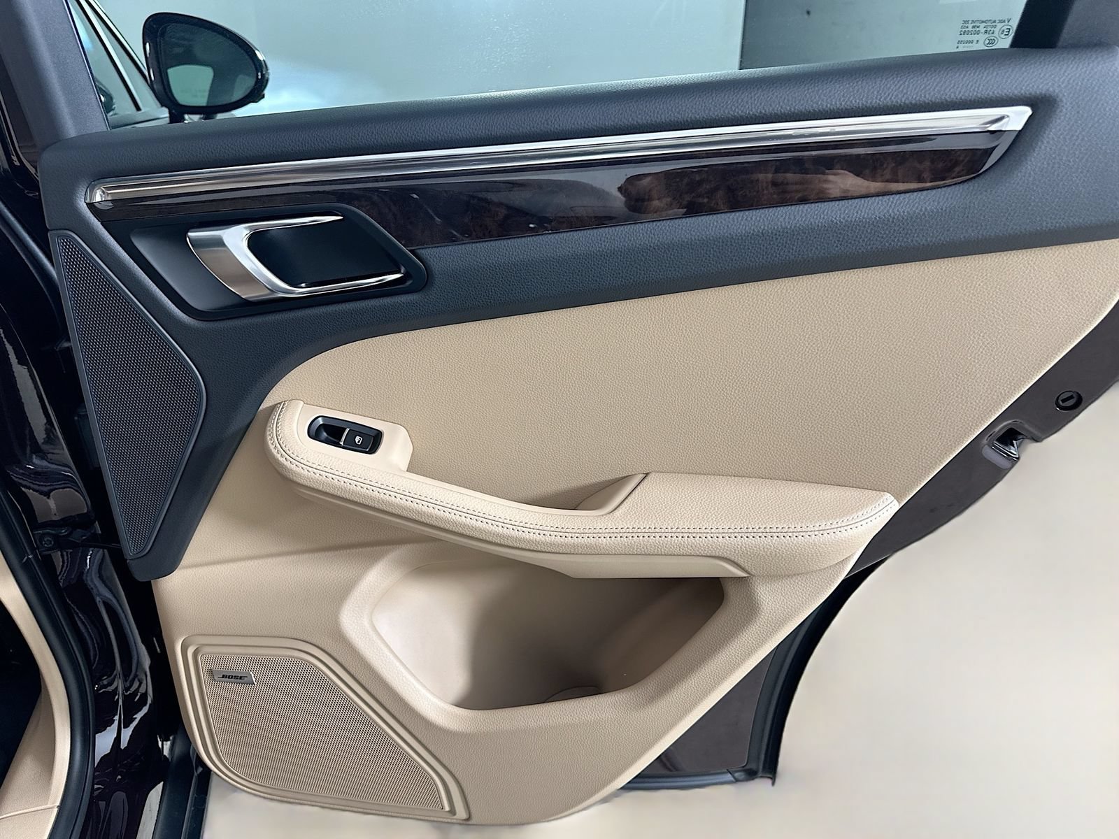 New 2026 Porsche Macan AWD/4WD image 41