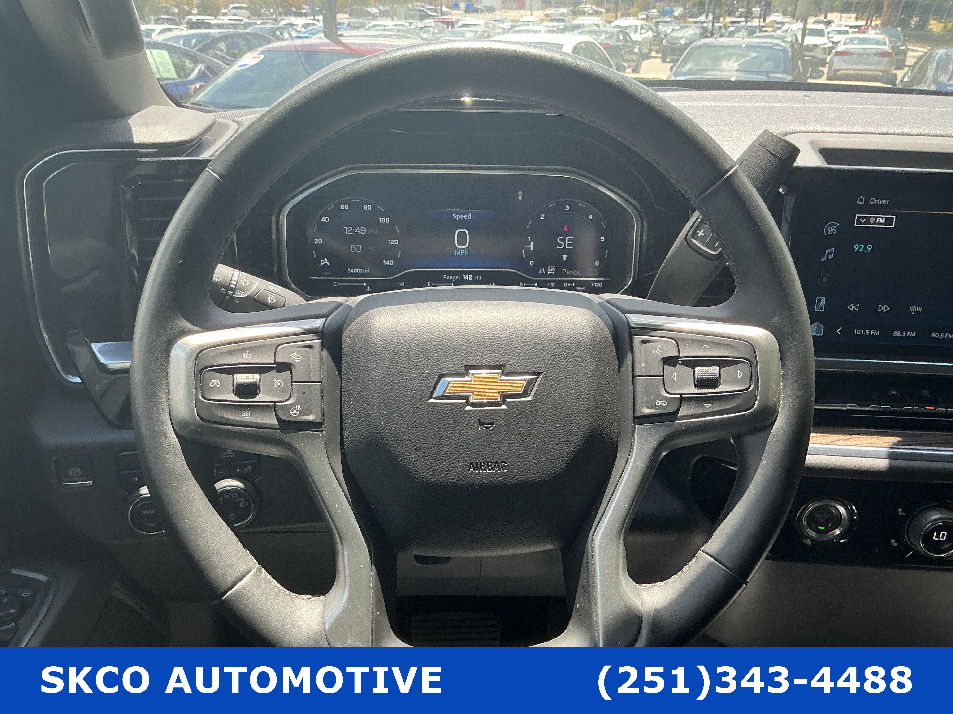 Used 2023 Chevrolet Silverado 1500 LT AWD/4WD image 18