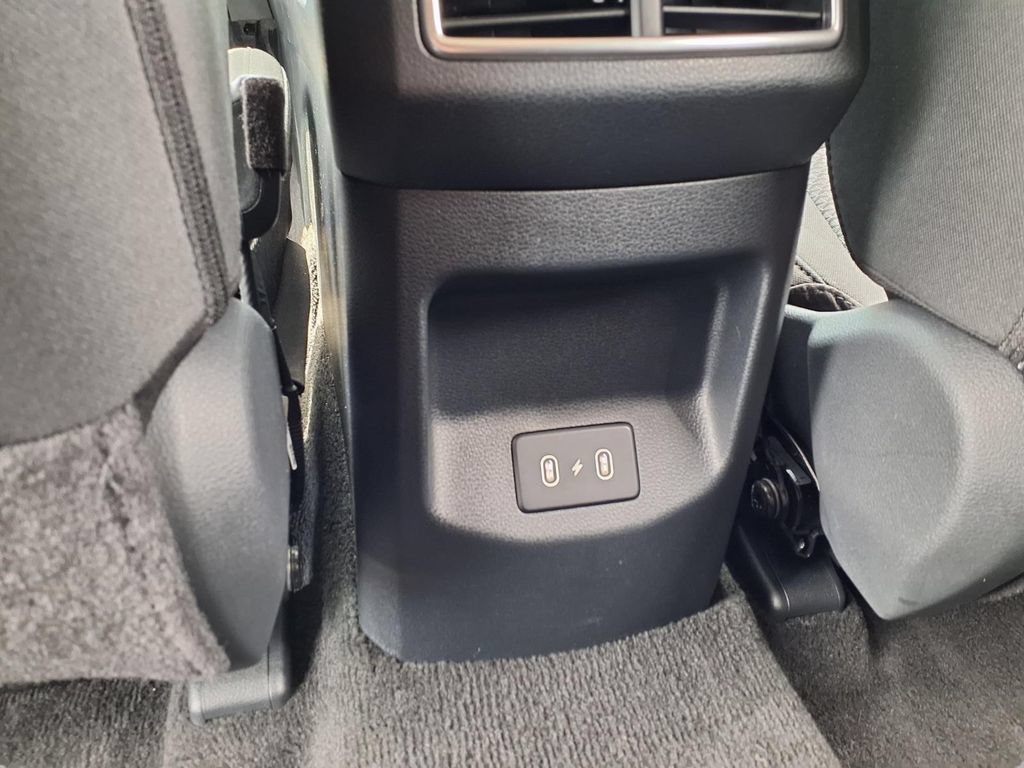 Used 2026 Kia Sportage LX FWD image 22