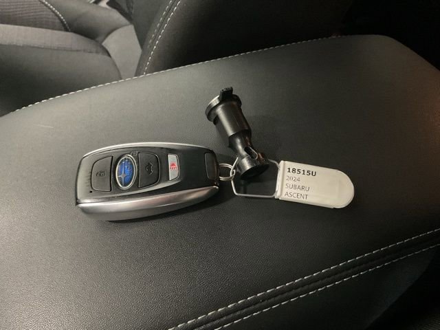 Used 2024 Subaru Ascent Premium w/ Convenience Package AWD/4WD image 23