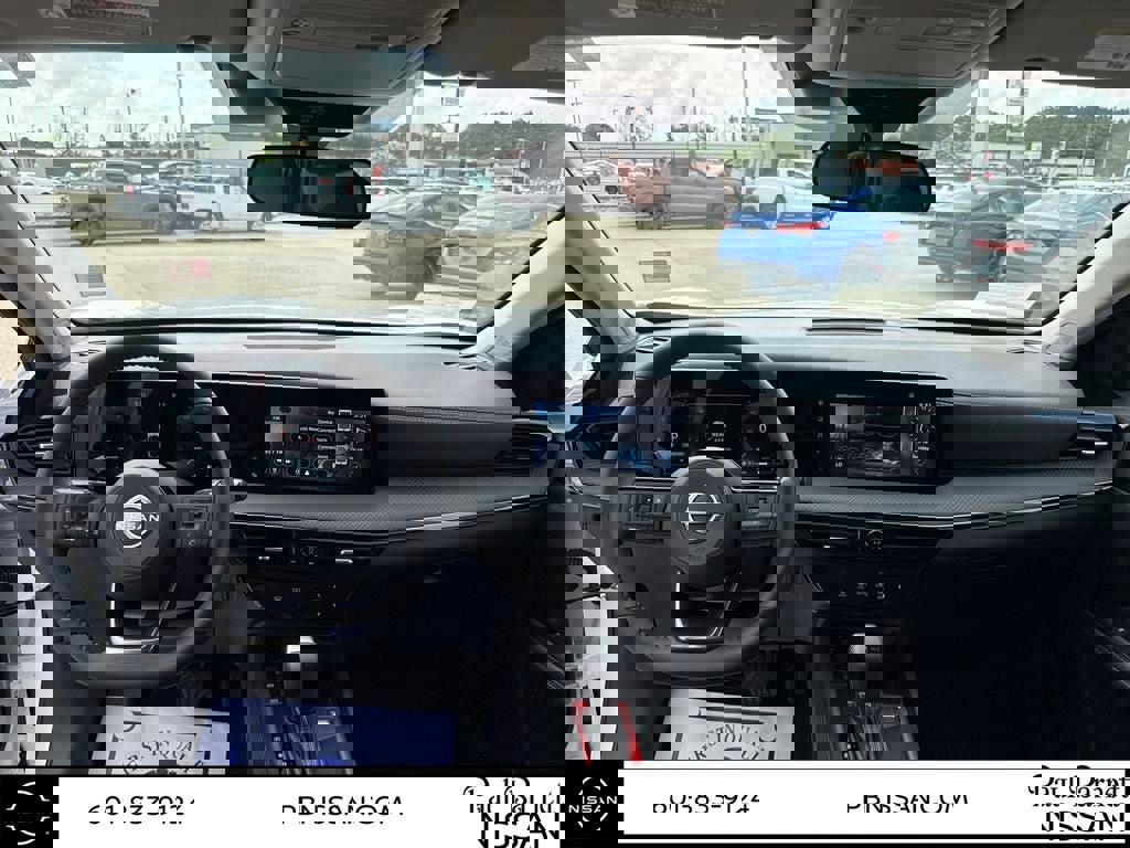 New 2025 Nissan Kicks SR image 28