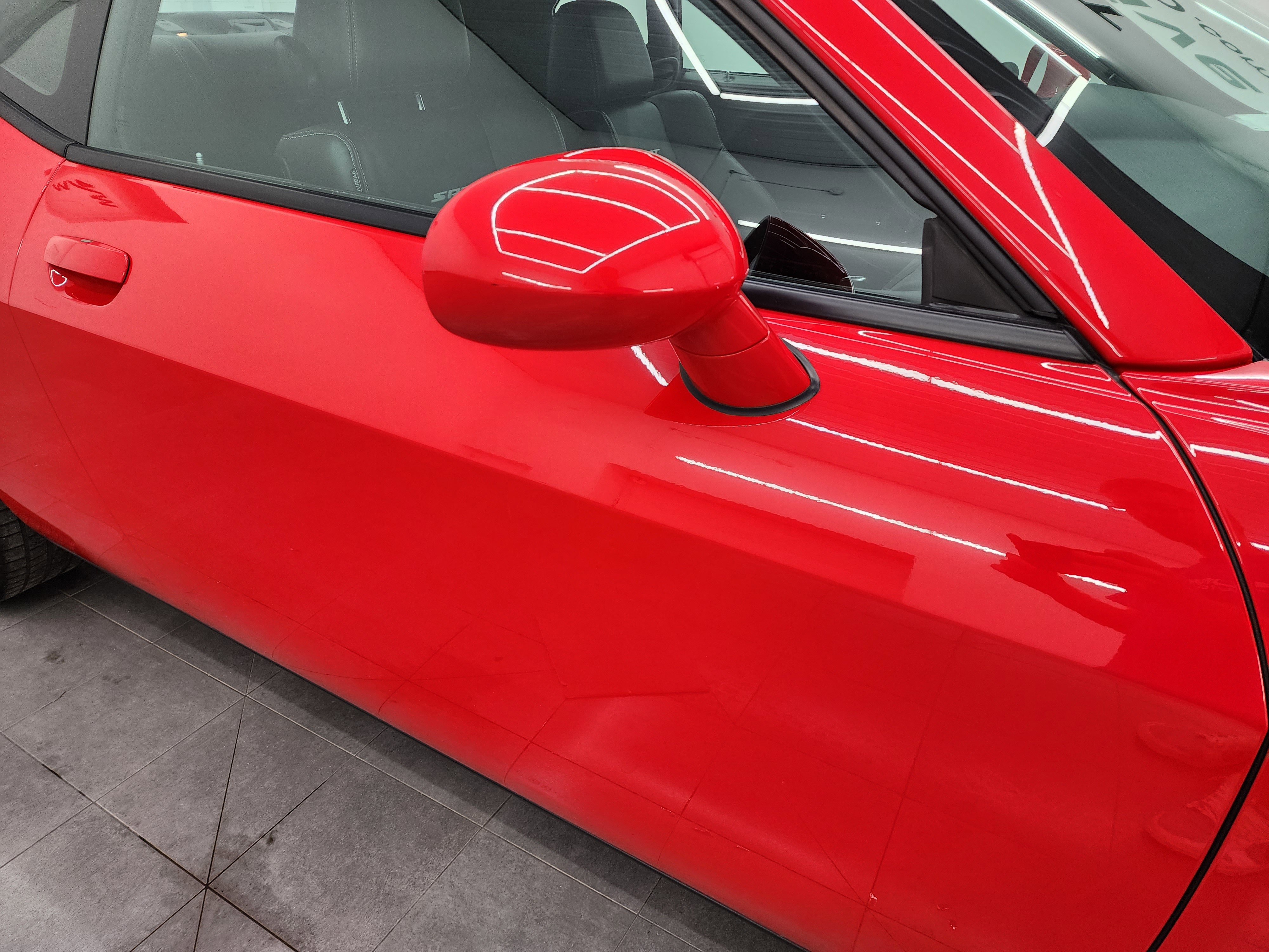 Used 2014 Dodge Challenger SRT8 image 21