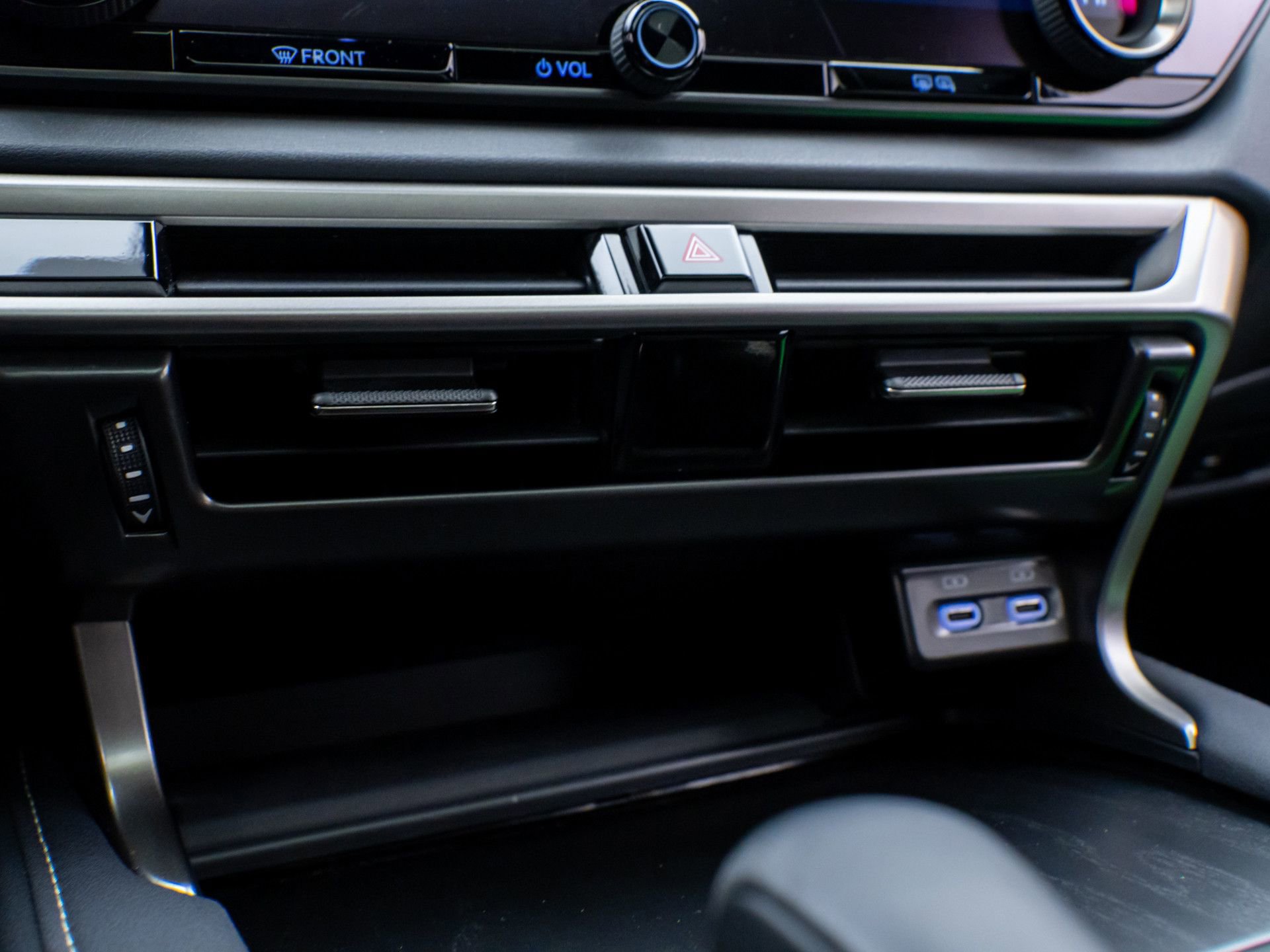 Used 2023 Lexus RX 350 Premium Plus w/ Accessory Package (Z1) image 27