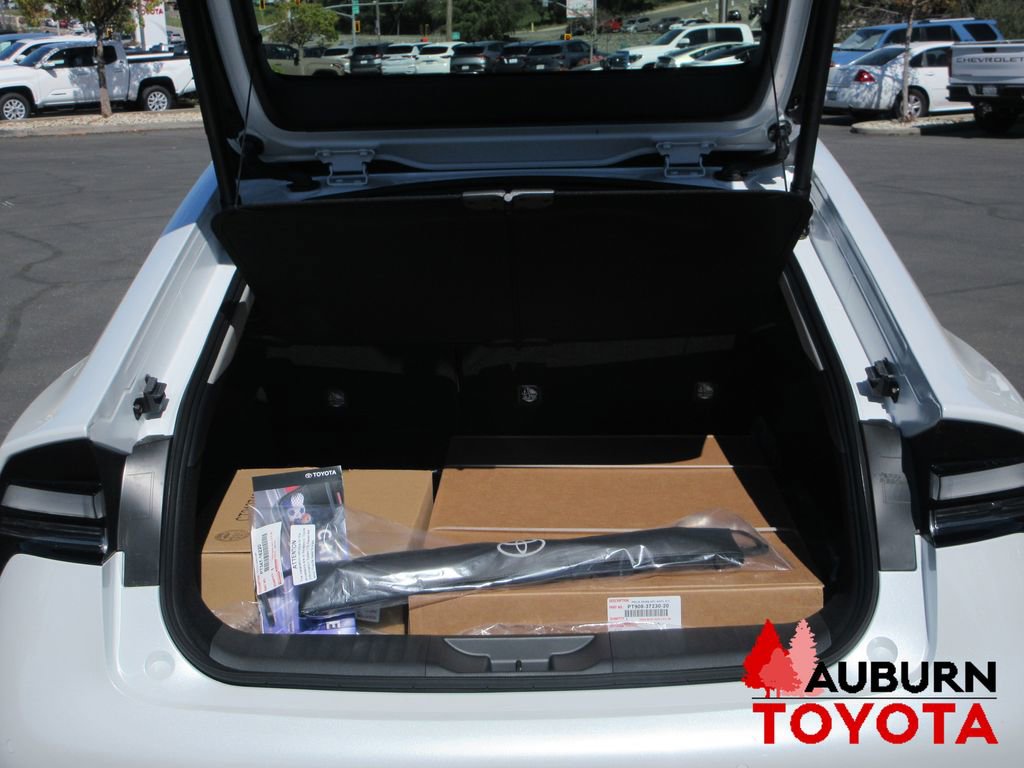 New 2026 Toyota Prius XSE Premium image 3