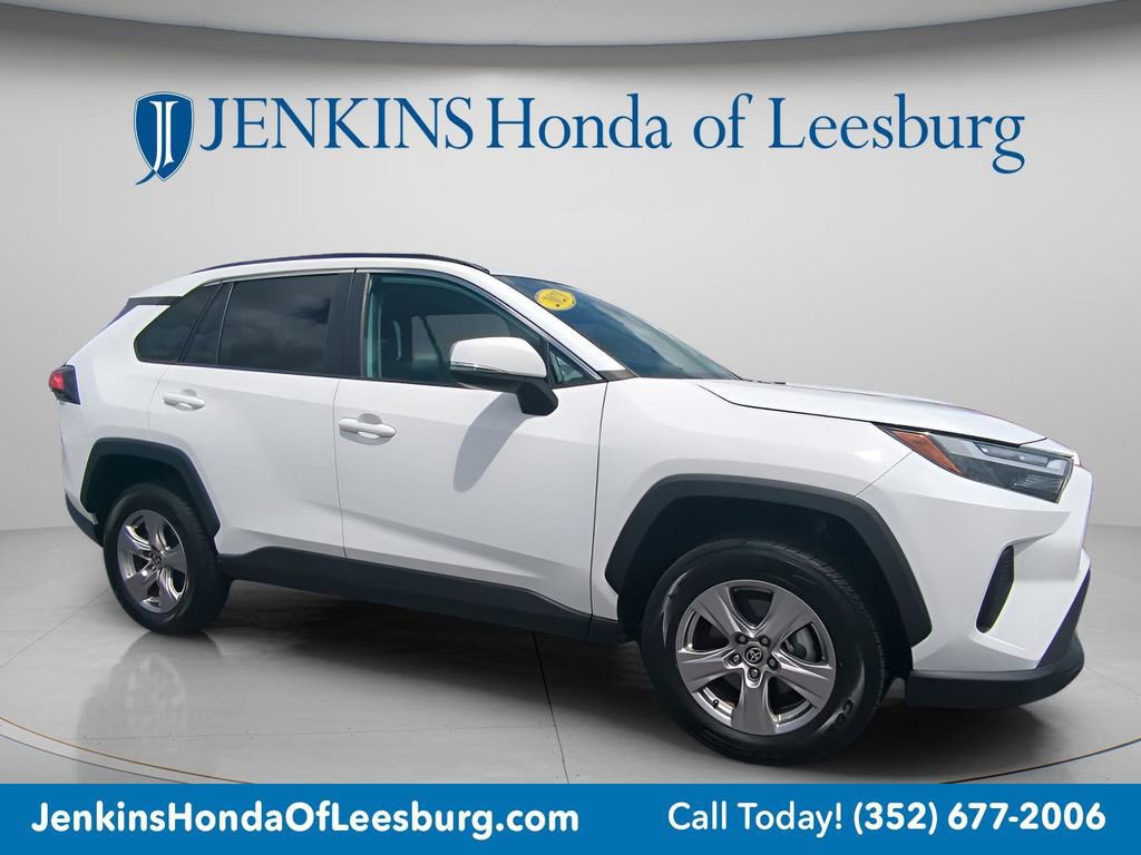 Used 2023 Toyota RAV4 XLE w/ Convenience Package image 1