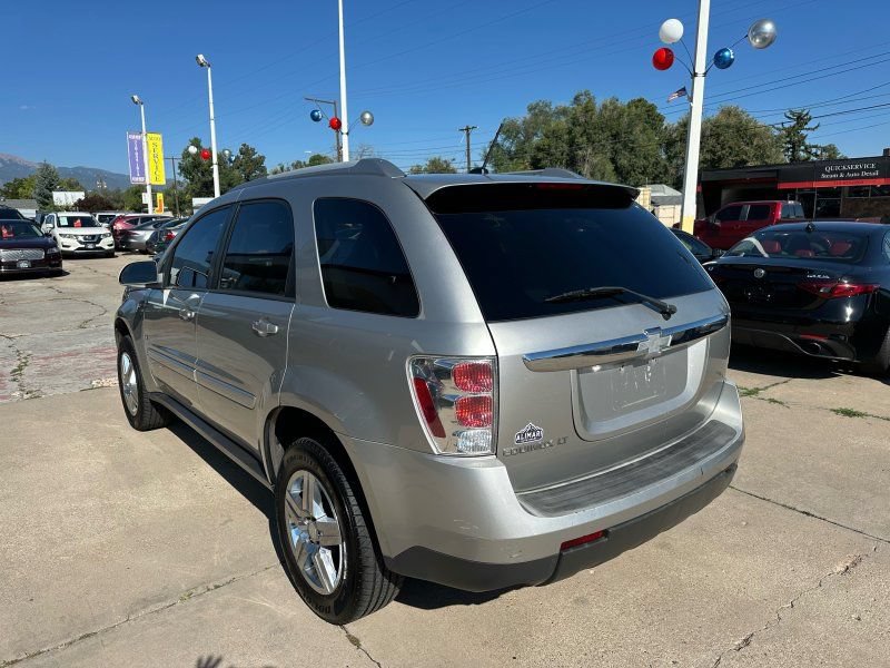 Used 2008 Chevrolet Equinox LT w/ Chrome And Sound Package FWD image 5