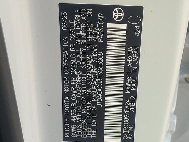 New 2026 Toyota Prius Plug-In Hybrid FWD image 34