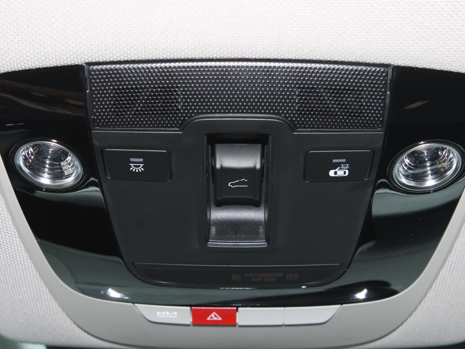 New 2026 Kia Sorento S w/ S Panoramic Sunroof Package image 20