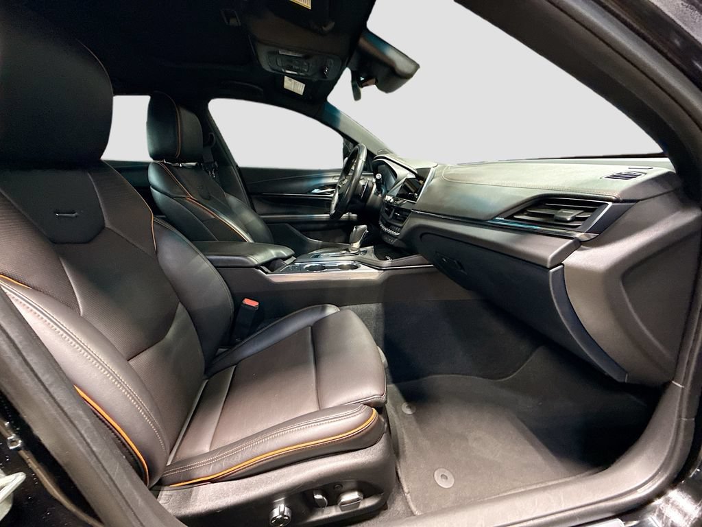 Used 2025 Cadillac CT4 Sport w/ Climate Package RWD image 29