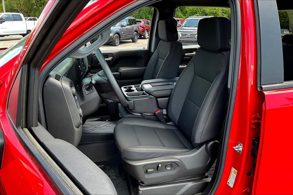 New 2026 Chevrolet Silverado 1500 Custom image 9