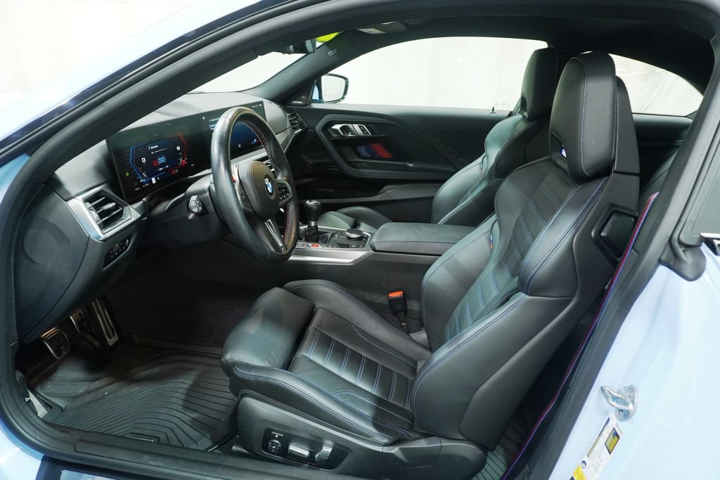 Used 2023 BMW M2 w/ Lighting Package RWD image 9