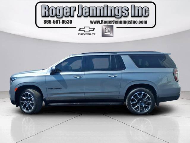 Used 2021 Chevrolet Suburban RST w/ Luxury Package AWD/4WD image 2