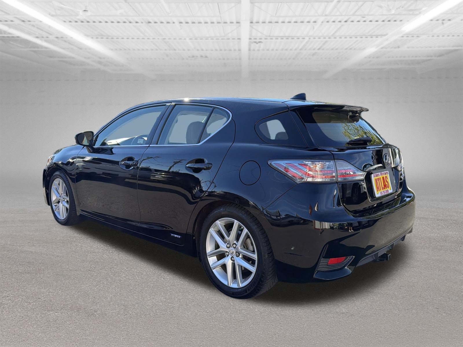 Used 2014 Lexus CT 200h FWD image 3