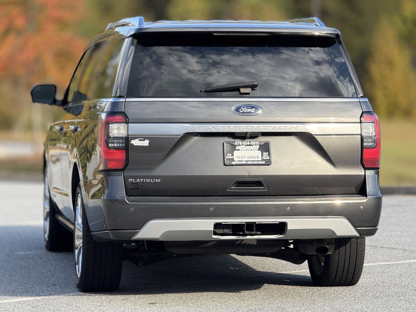 Used 2018 Ford Expedition Platinum image 4