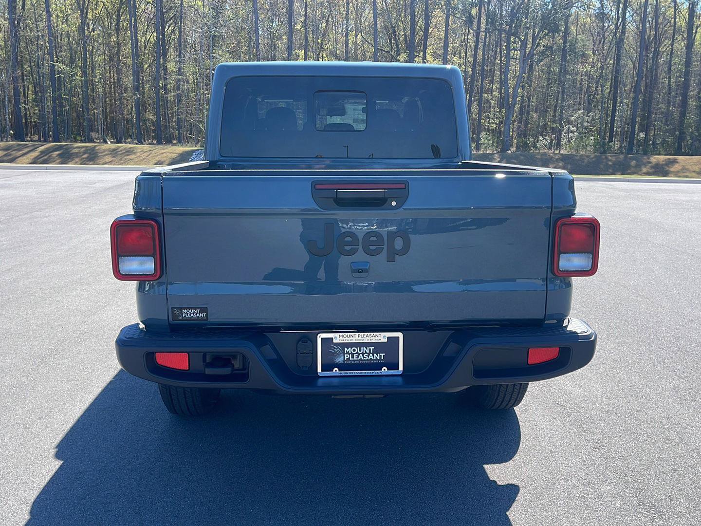 New 2026 Jeep Gladiator Sport AWD/4WD image 6