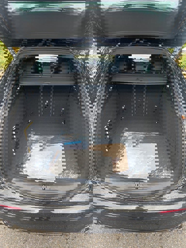 New 2025 Maserati Grecale GT image 9