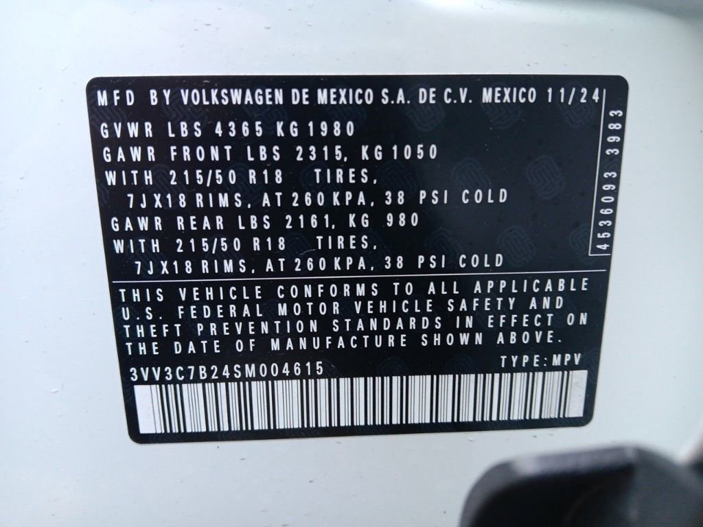 Used 2025 Volkswagen Taos SE image 28