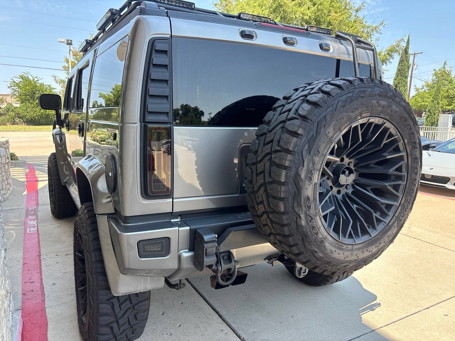 Used 2009 HUMMER H2 Luxury AWD/4WD image 8