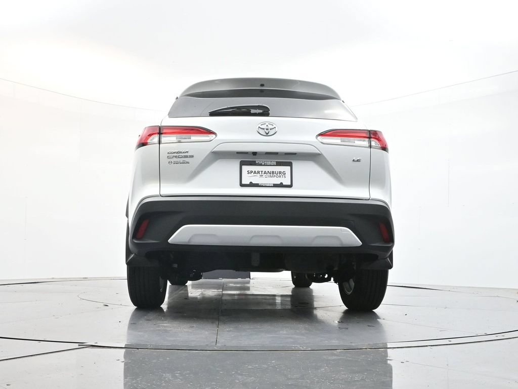 Used 2024 Toyota Corolla Cross LE FWD image 30